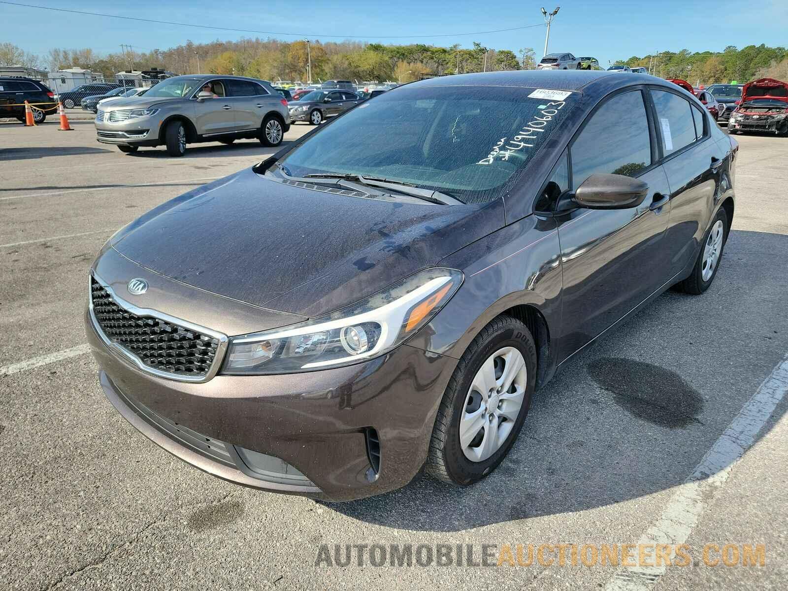 3KPFK4A7XJE168695 Kia Forte LX 2018