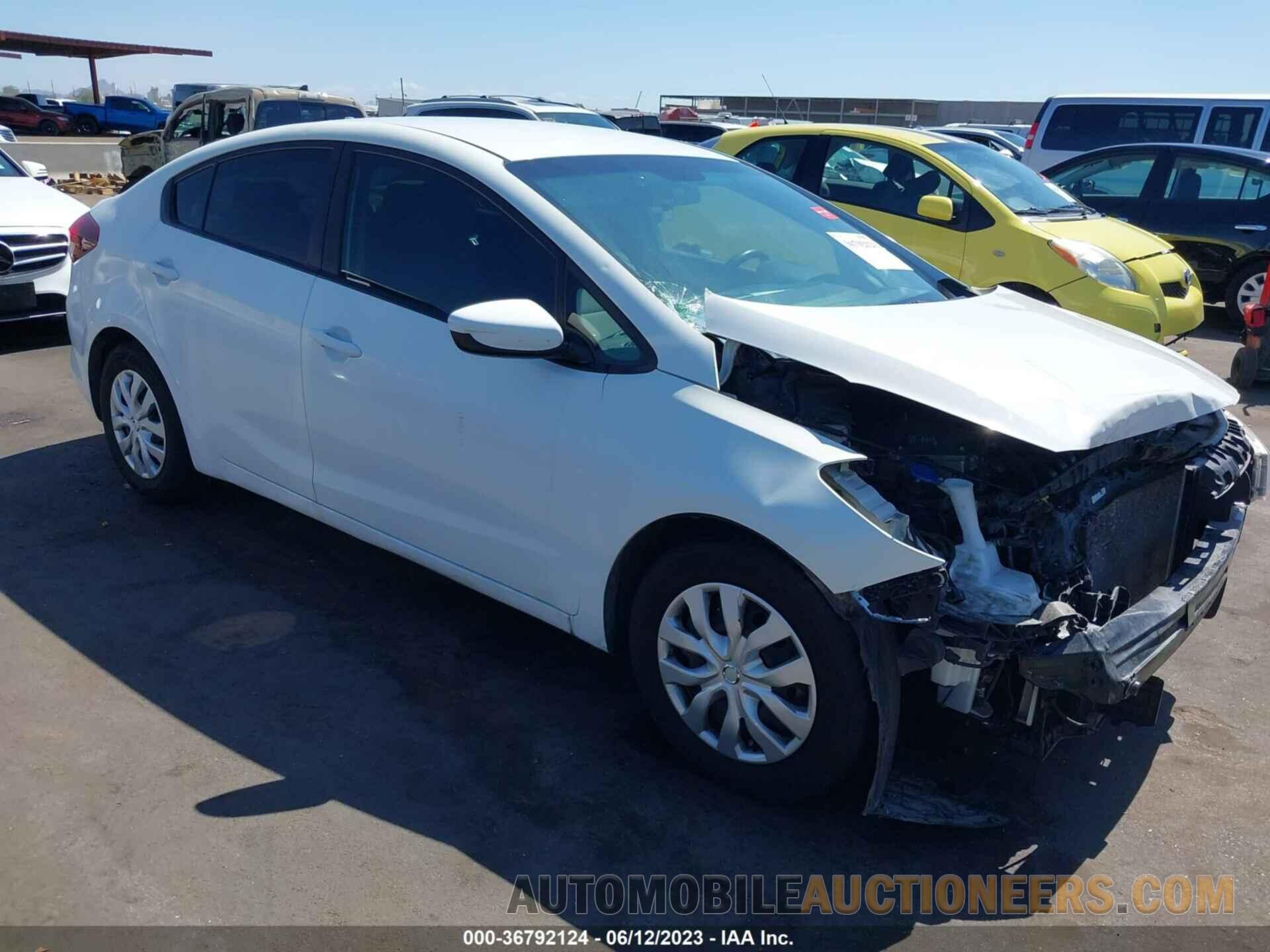 3KPFK4A7XJE181088 KIA FORTE 2018