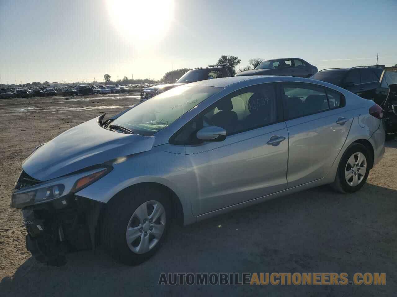 3KPFK4A7XJE204675 KIA FORTE 2018