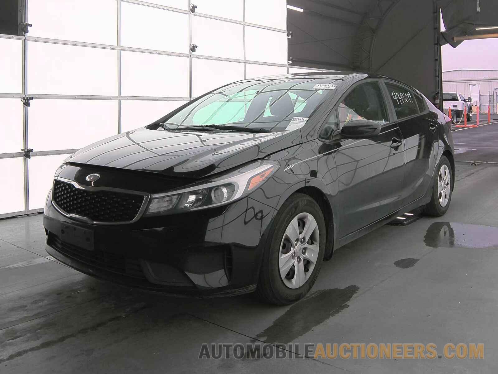 3KPFK4A7XJE234467 Kia Forte LX 2018