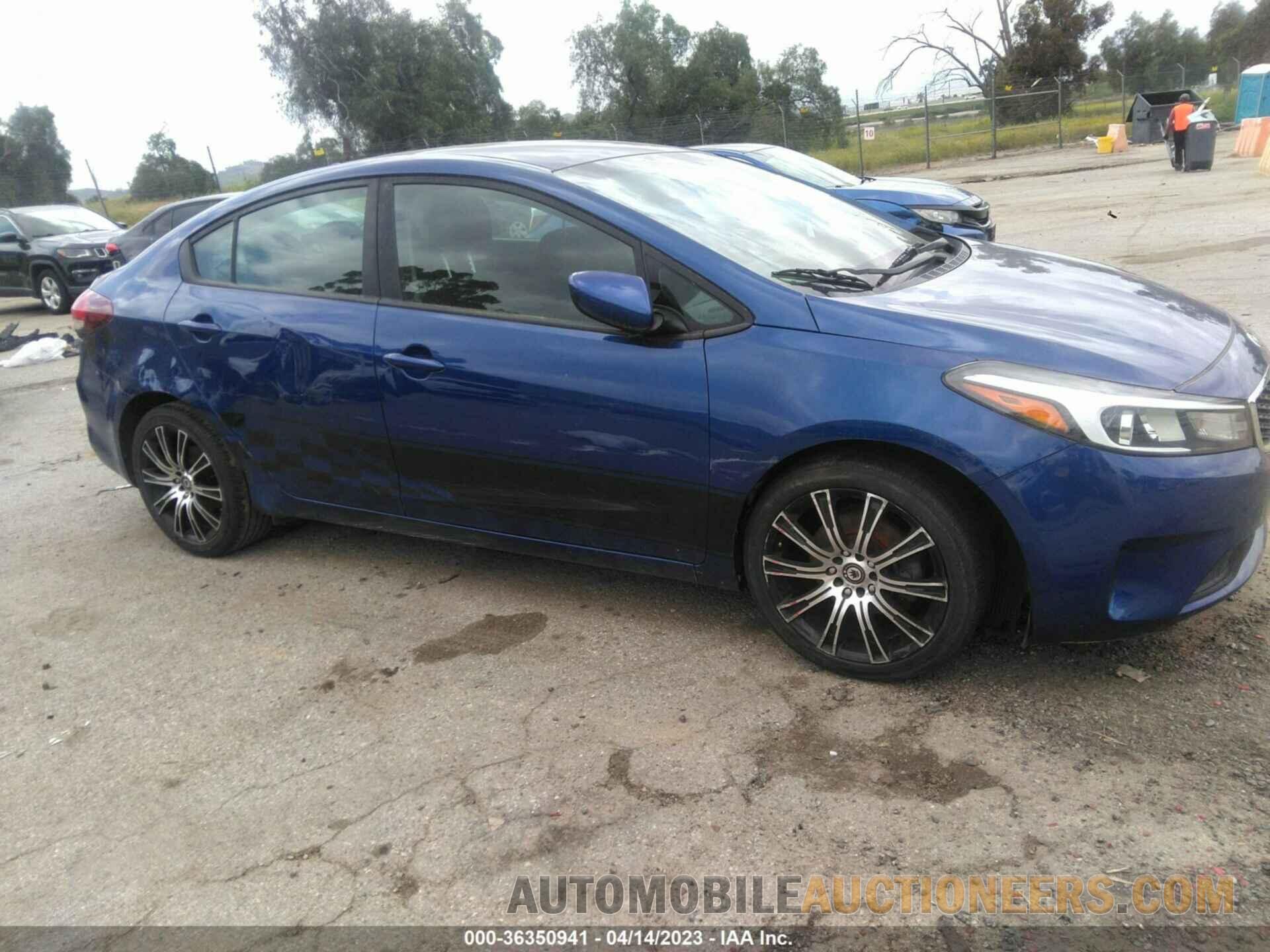 3KPFK4A7XJE284267 KIA FORTE 2018