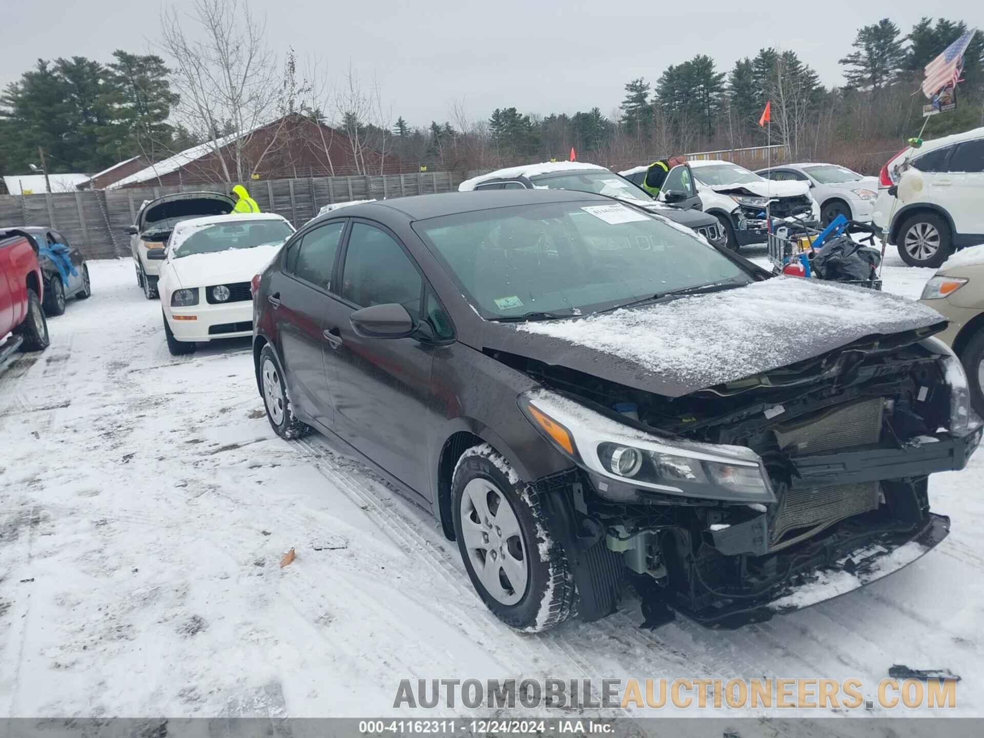 3KPFL4A70JE181808 KIA FORTE 2018