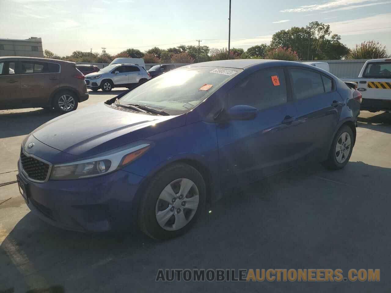 3KPFL4A70JE205573 KIA FORTE 2018