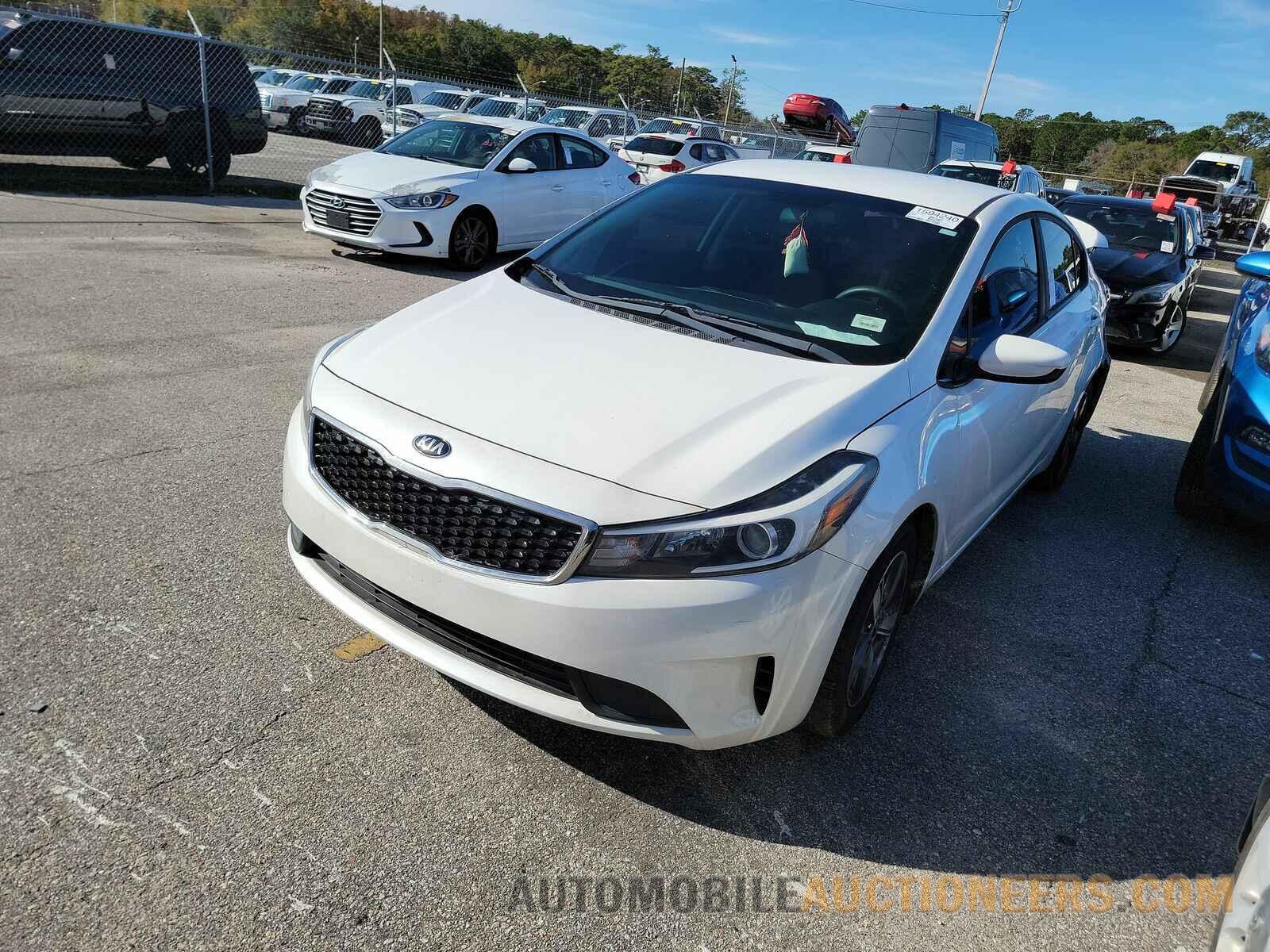 3KPFL4A70JE247791 Kia Forte LX 2018