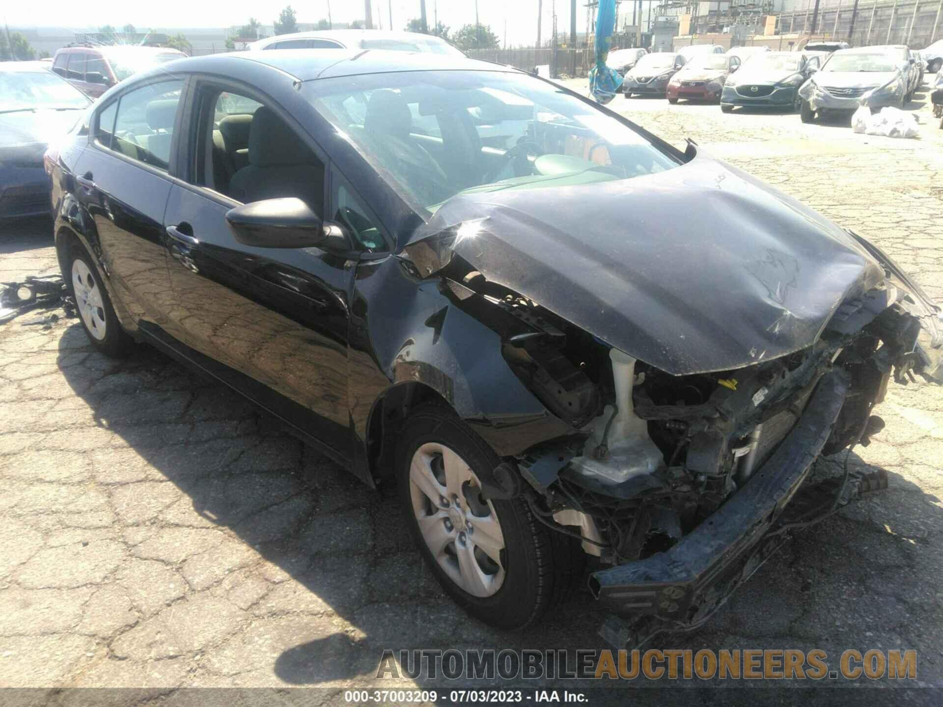 3KPFL4A71JE164144 KIA FORTE 2018