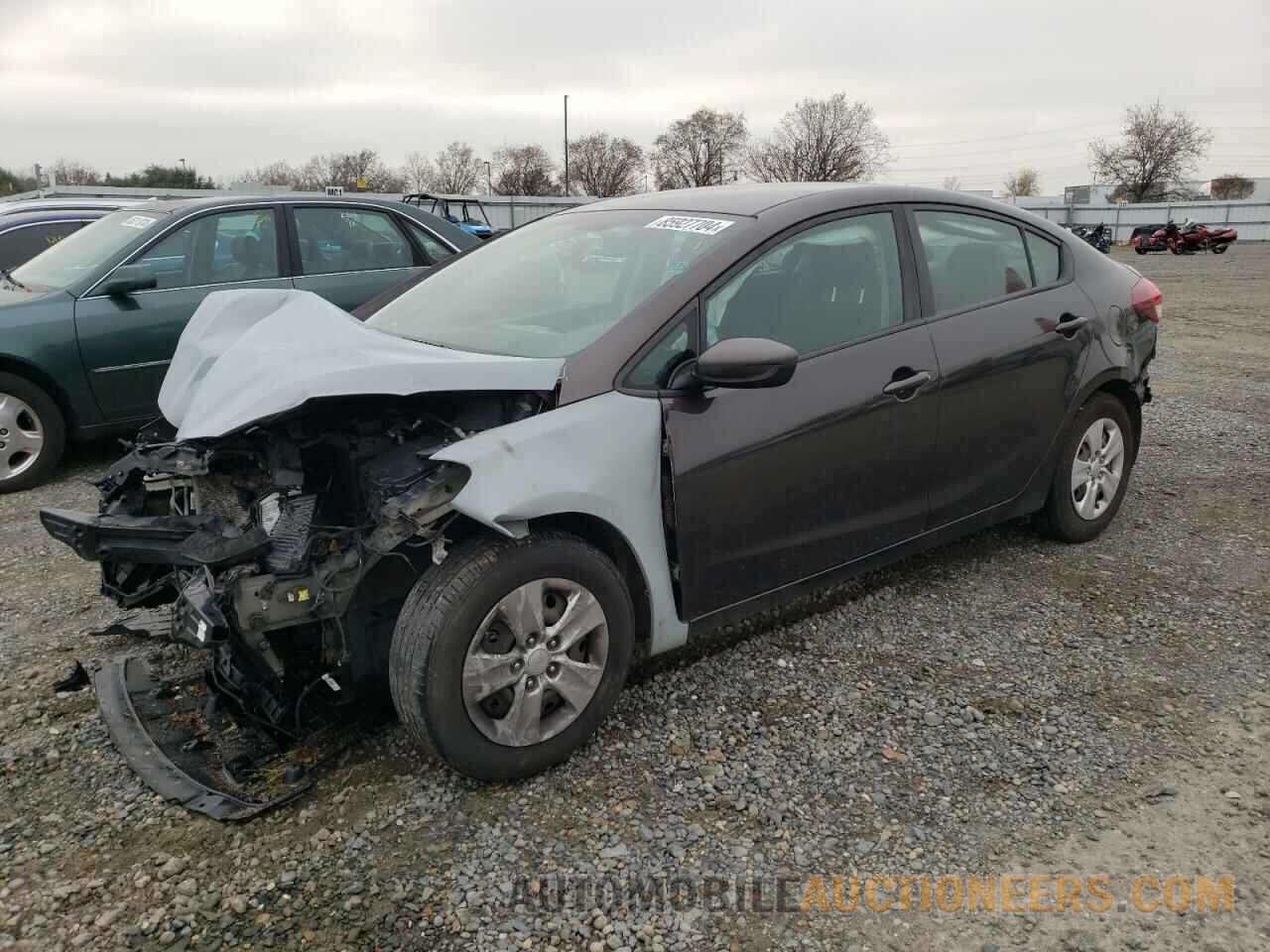 3KPFL4A71JE165729 KIA FORTE 2018