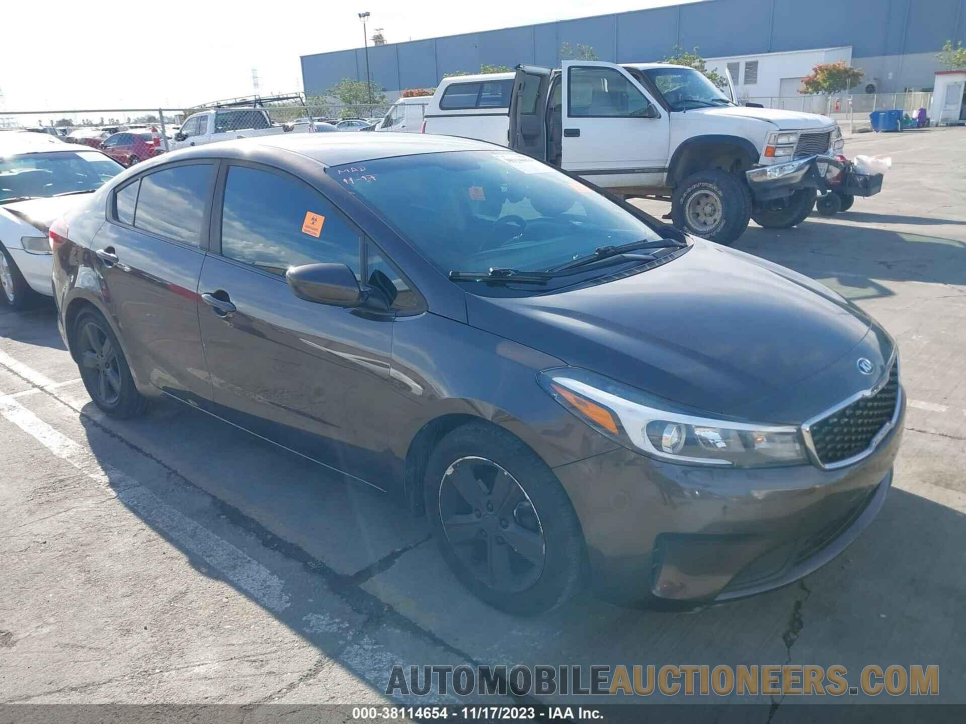 3KPFL4A71JE171823 KIA FORTE 2018