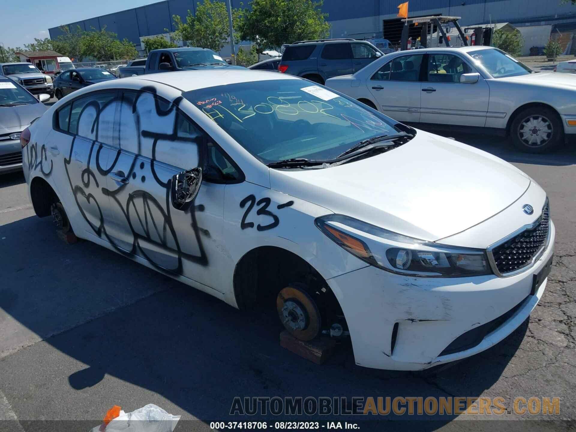 3KPFL4A71JE247895 KIA FORTE 2018