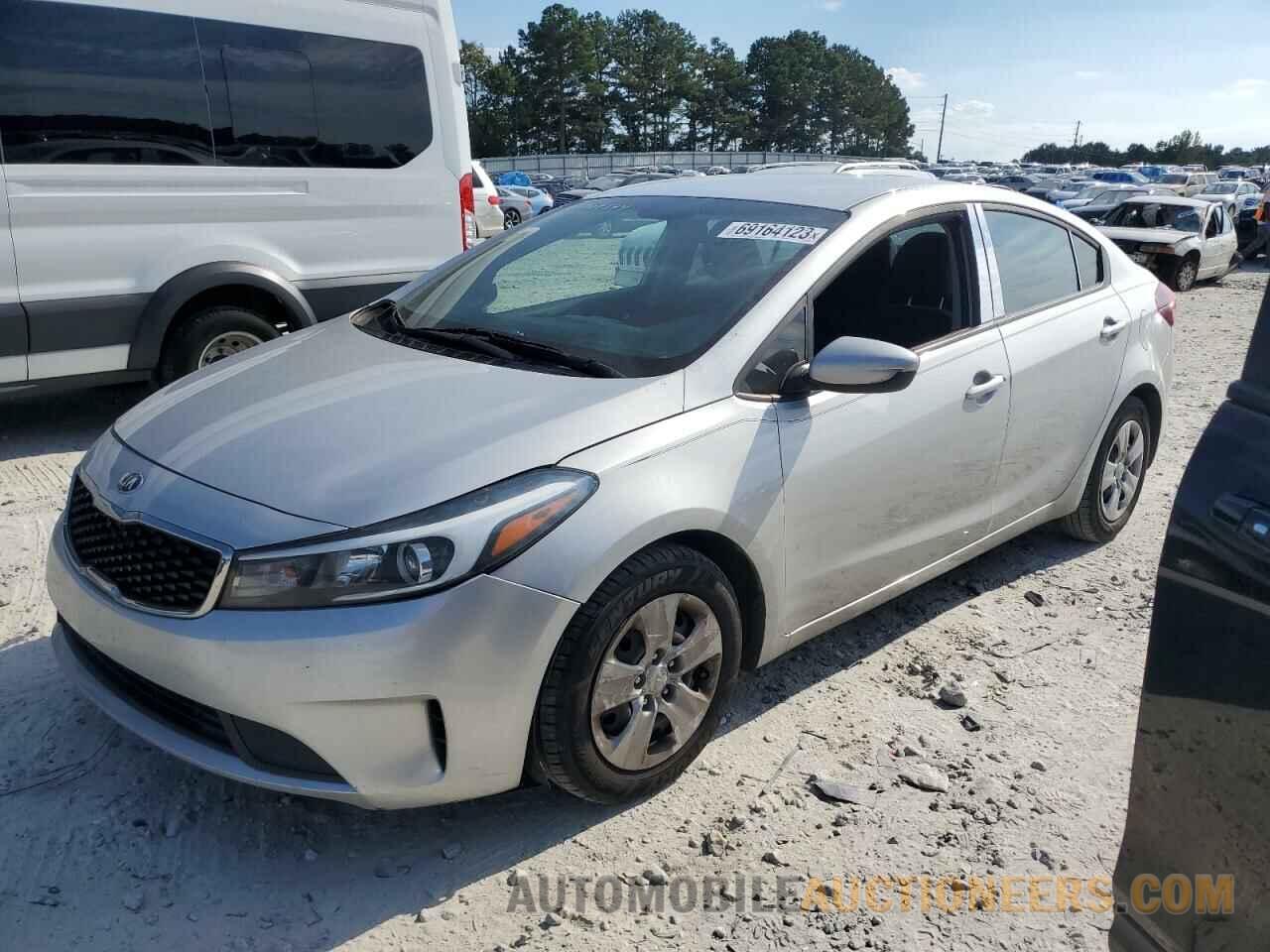 3KPFL4A71JE247945 KIA FORTE 2018