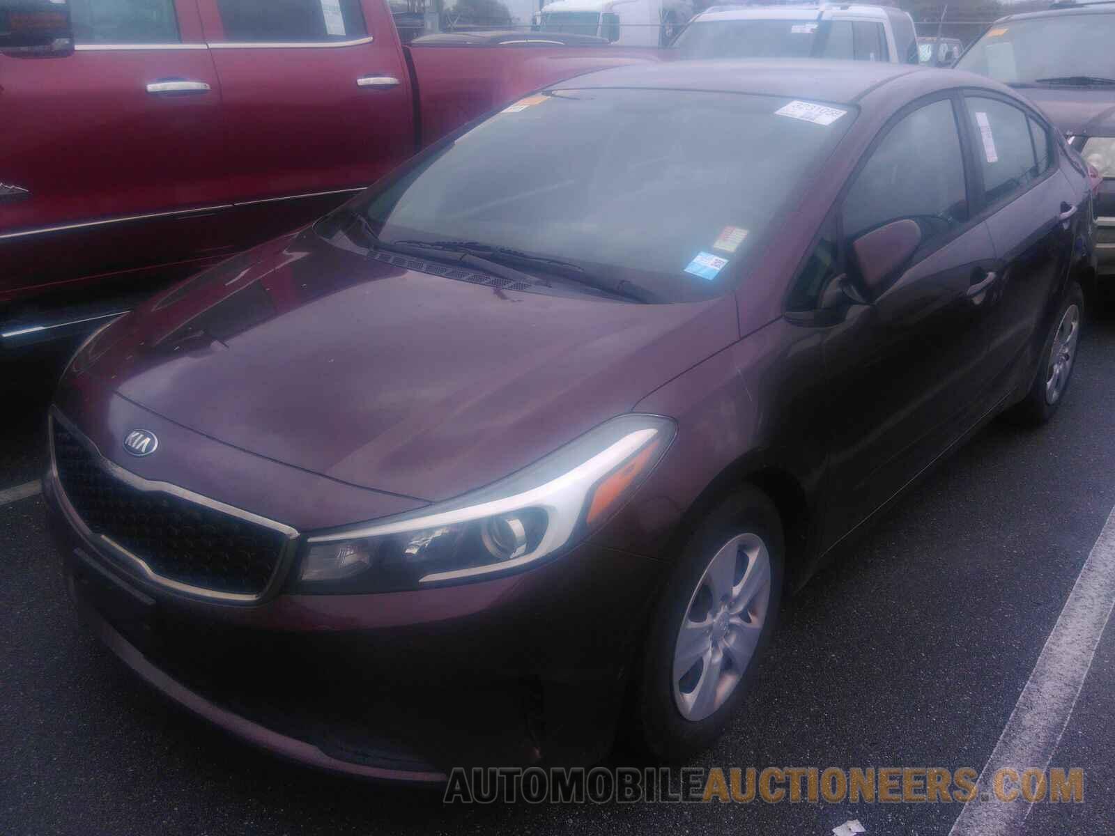 3KPFL4A72HE075600 Kia Forte LX 2017