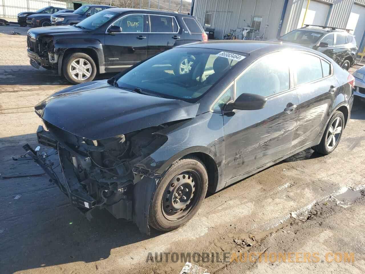 3KPFL4A72JE193894 KIA FORTE 2018