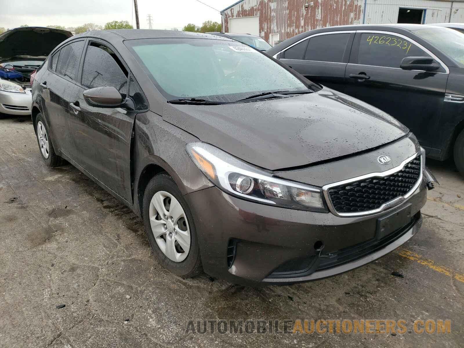 3KPFL4A72JE201900 KIA FORTE 2018