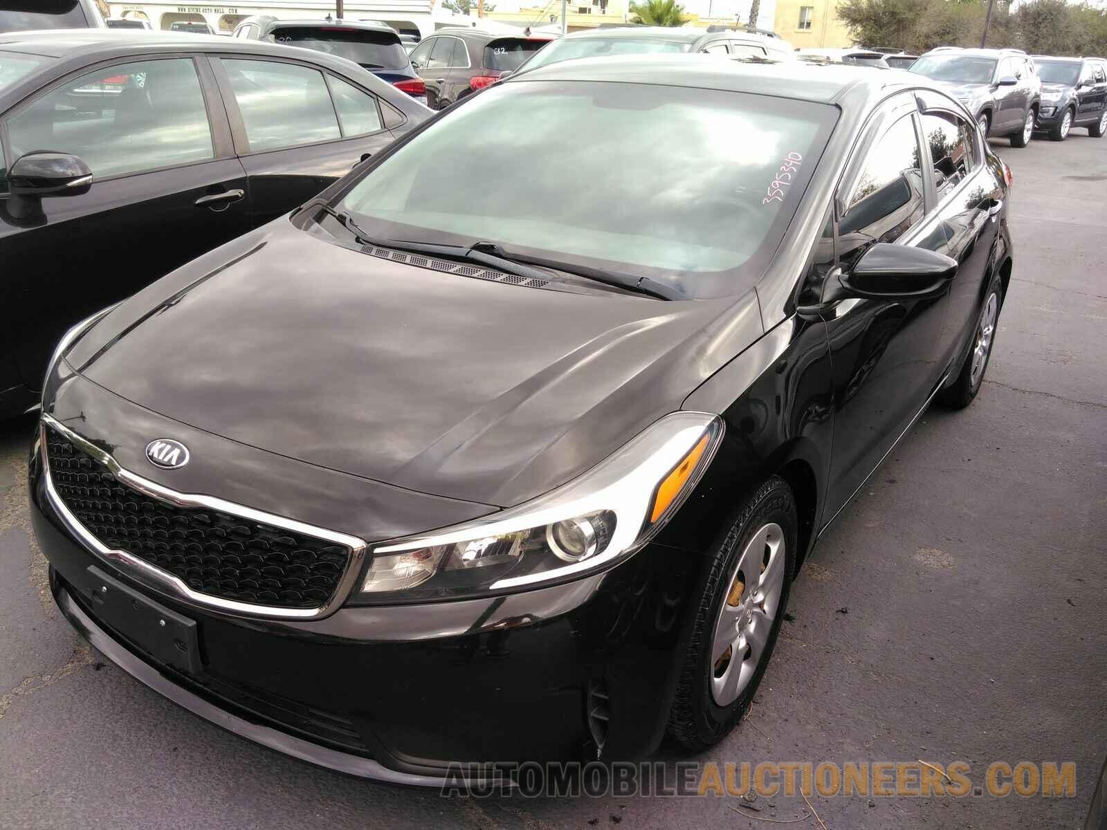 3KPFL4A72JE227865 Kia Forte LX 2018