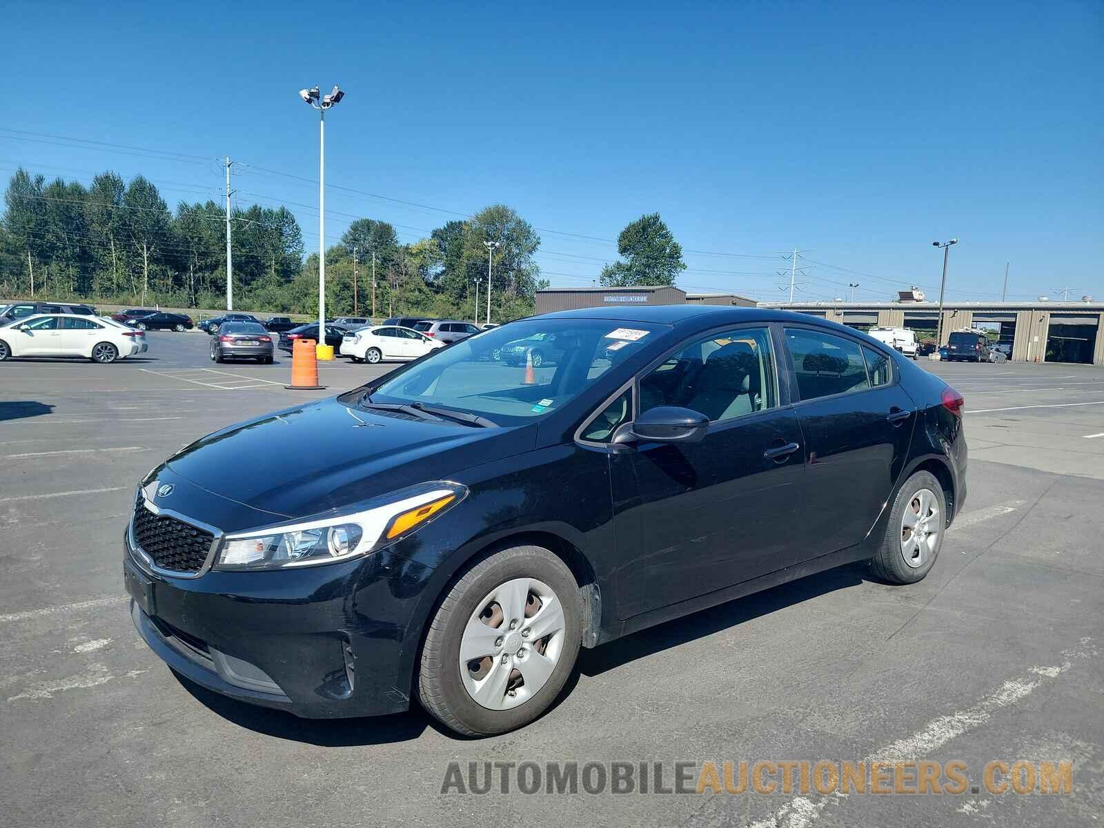 3KPFL4A73HE011386 Kia Forte 2017