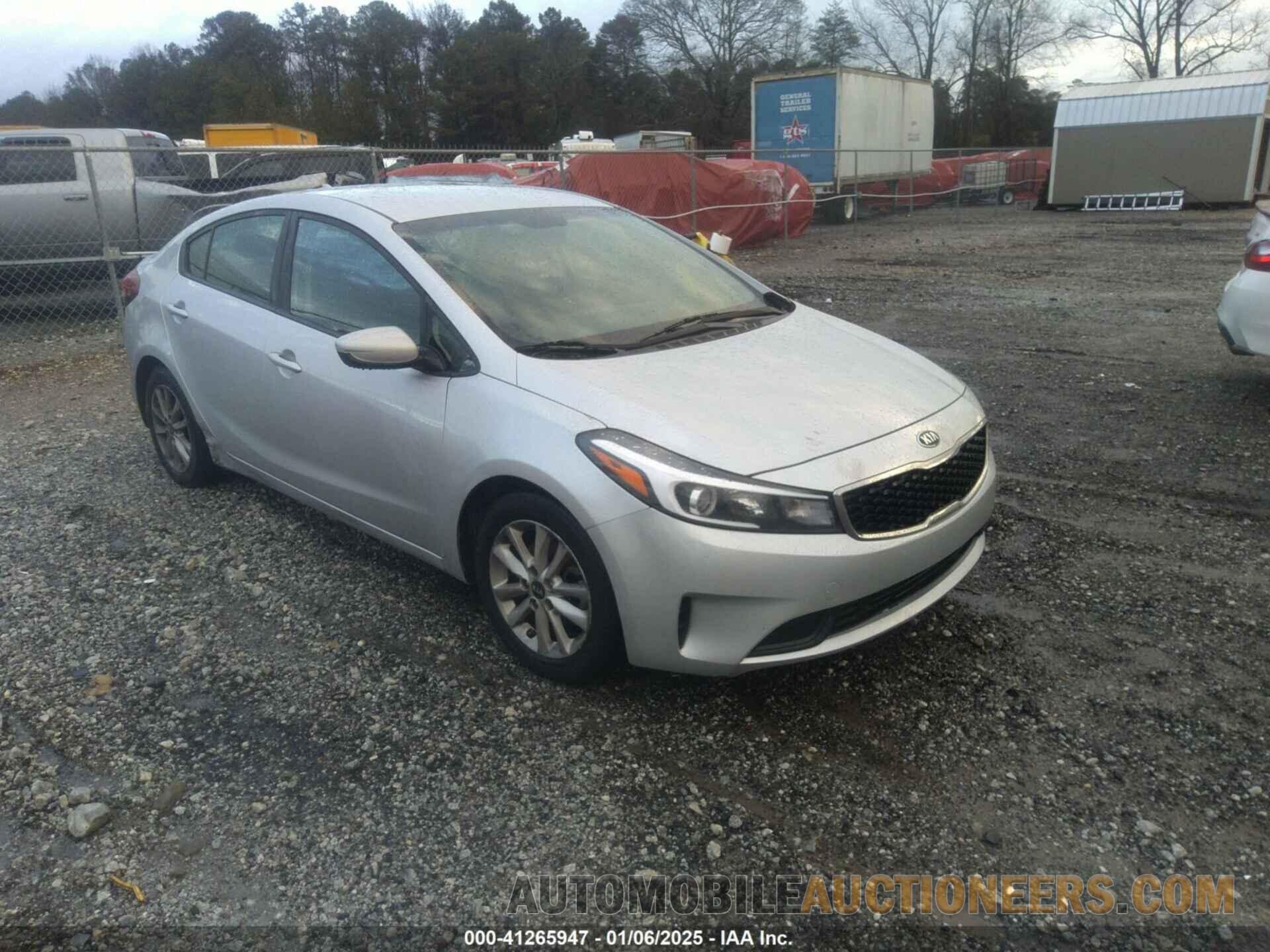 3KPFL4A73HE132337 KIA FORTE 2017