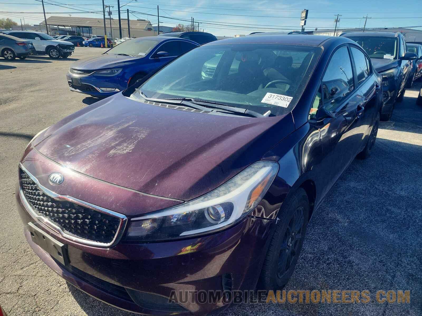 3KPFL4A73JE180880 Kia Forte LX 2018