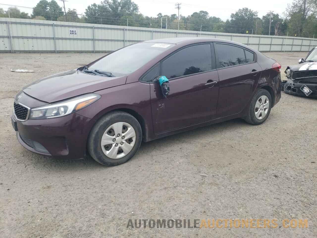 3KPFL4A73JE192382 KIA FORTE 2018