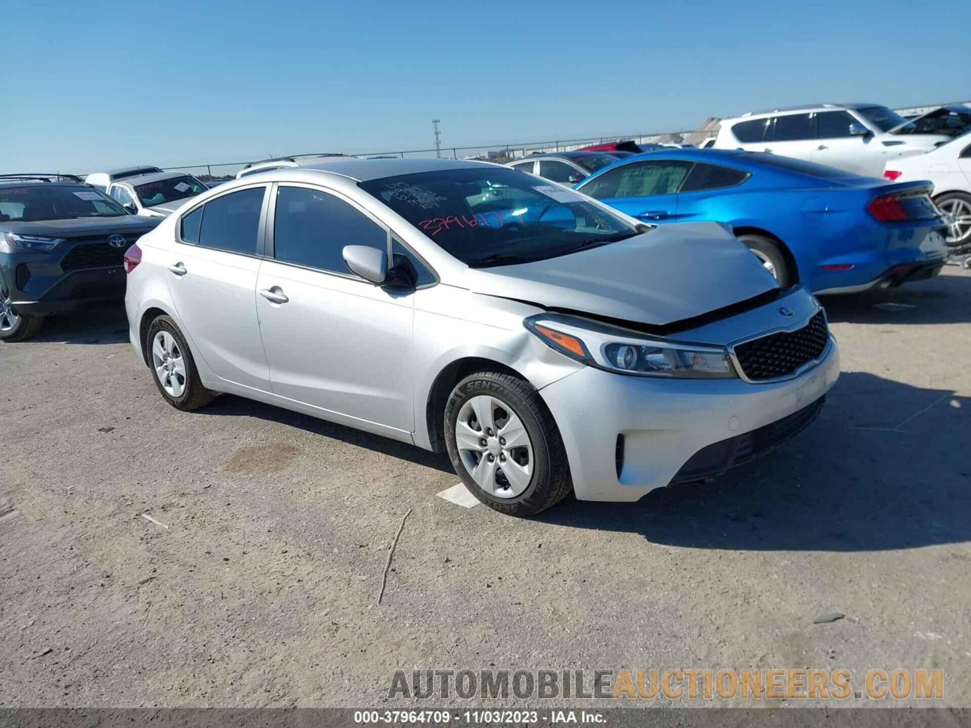 3KPFL4A73JE206944 KIA FORTE 2018