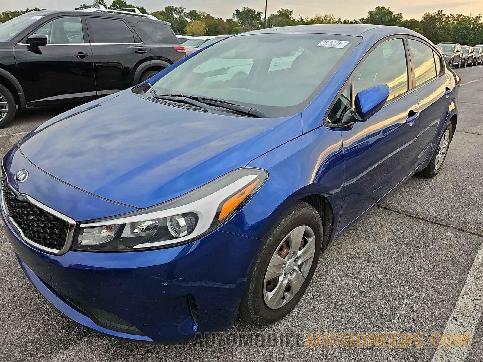 3KPFL4A73JE219662 Kia Forte 2018