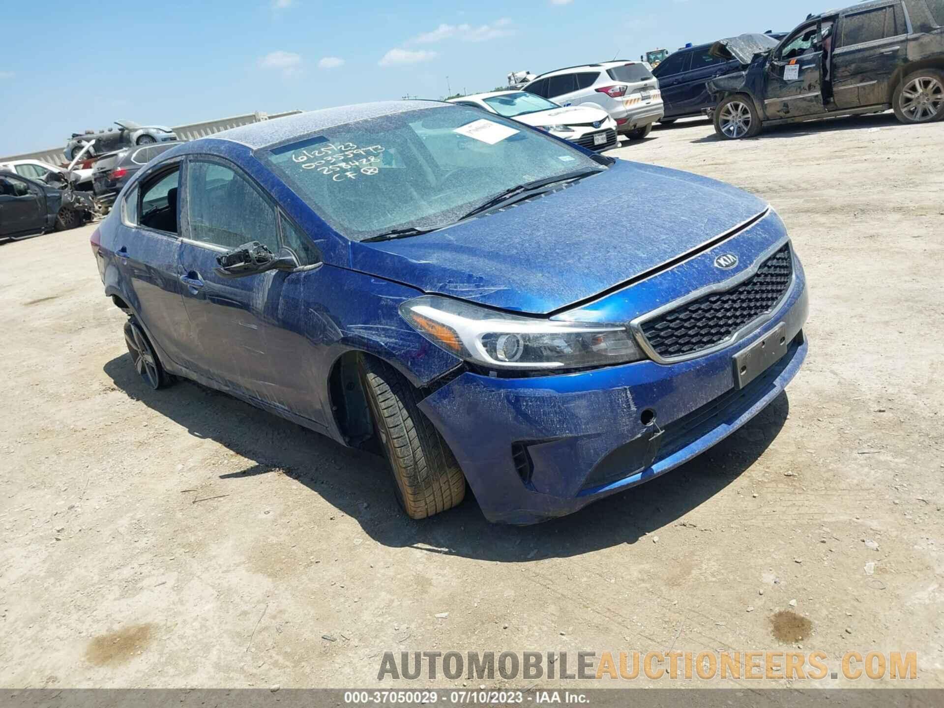 3KPFL4A73JE258428 KIA FORTE 2018