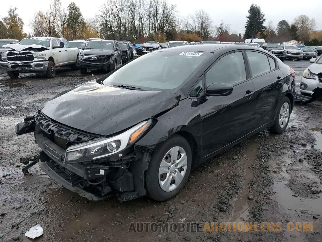 3KPFL4A73JE263869 KIA FORTE 2018