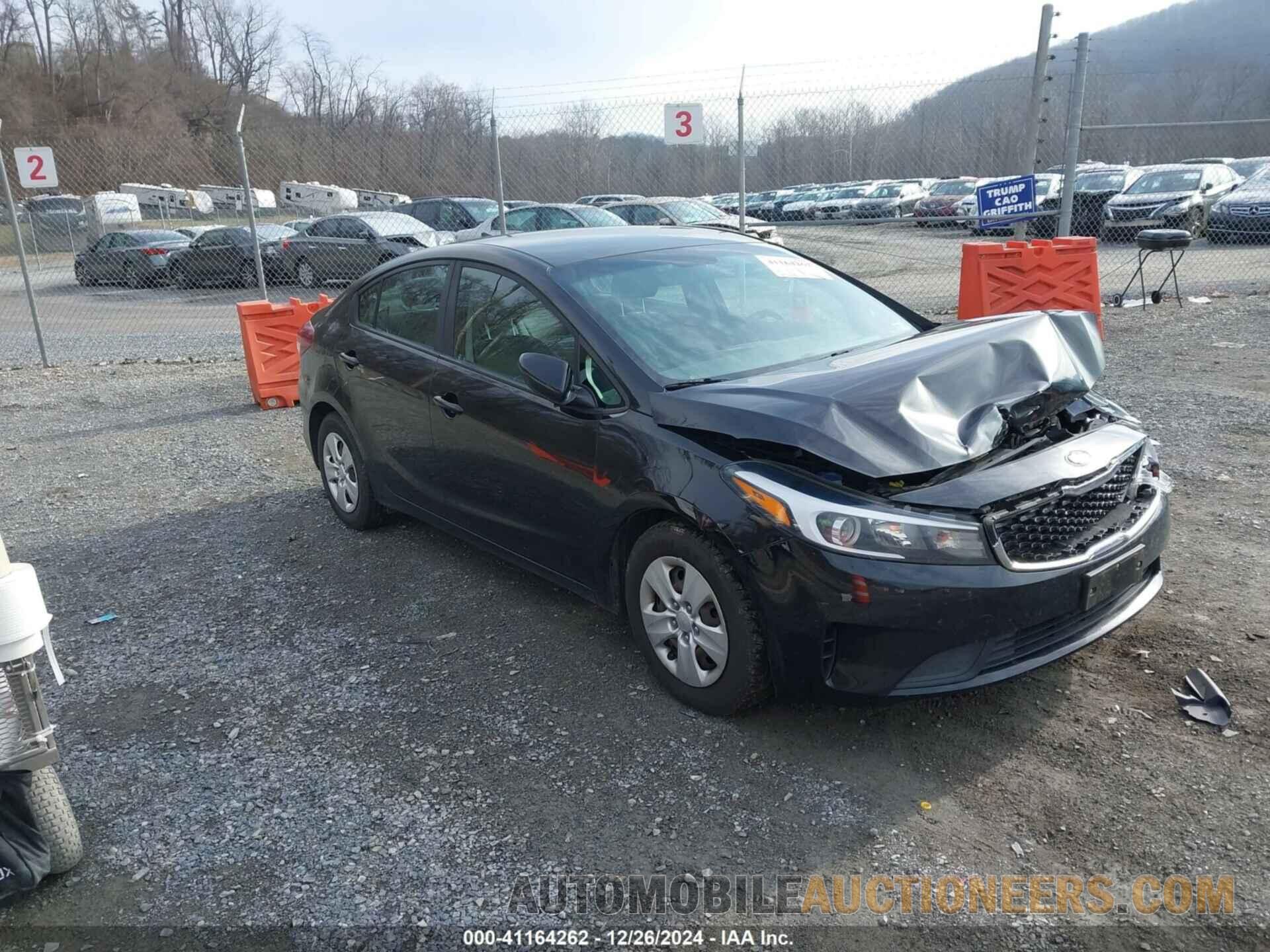 3KPFL4A73JE277982 KIA FORTE 2018