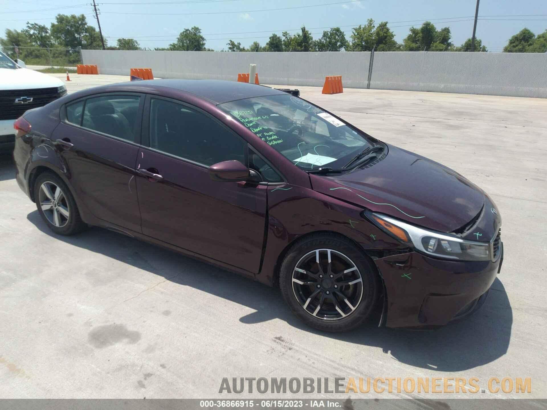 3KPFL4A74JE215426 KIA FORTE 2018