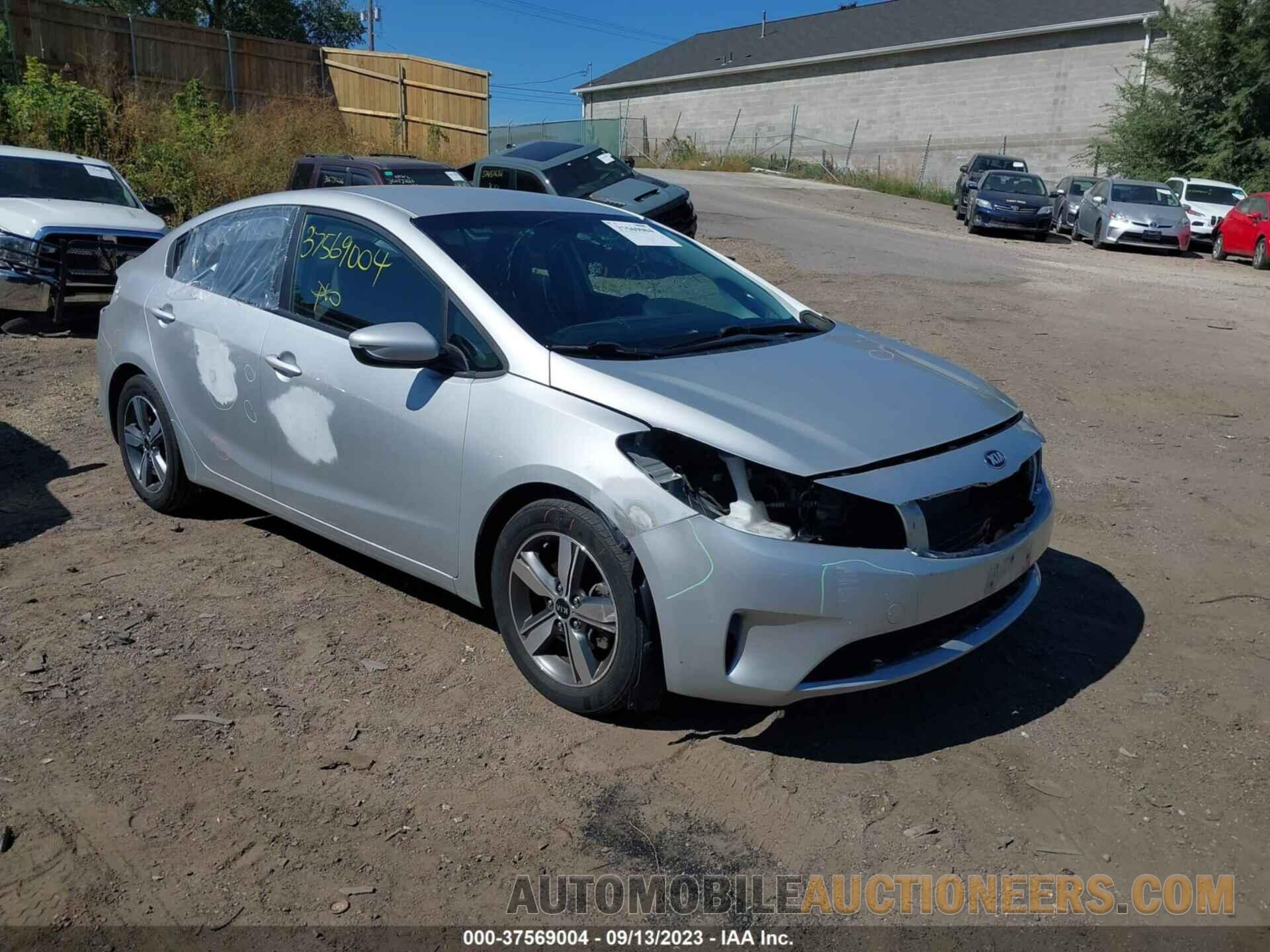 3KPFL4A74JE245462 KIA FORTE 2018