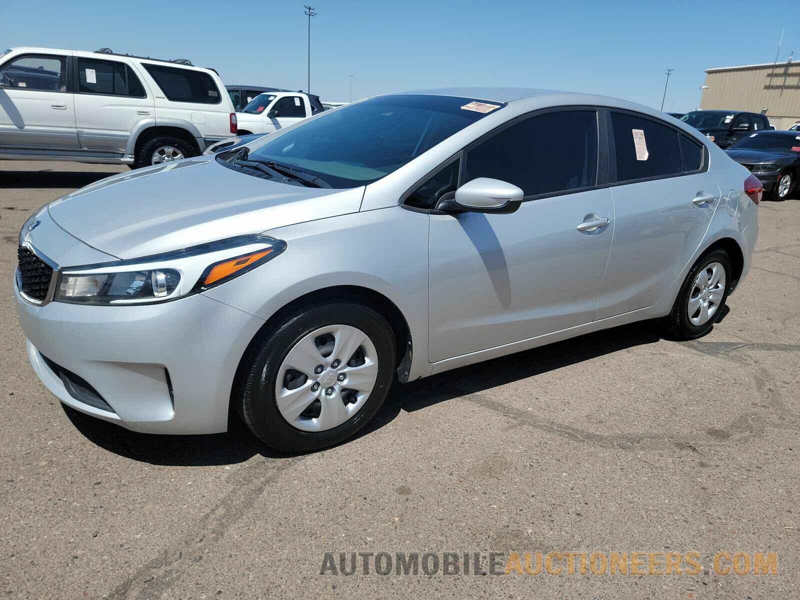 3KPFL4A74JE263184 Kia Forte 2018