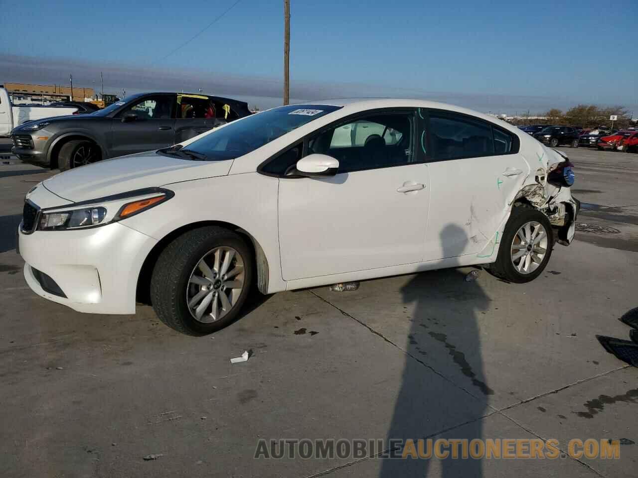 3KPFL4A75HE022356 KIA FORTE 2017