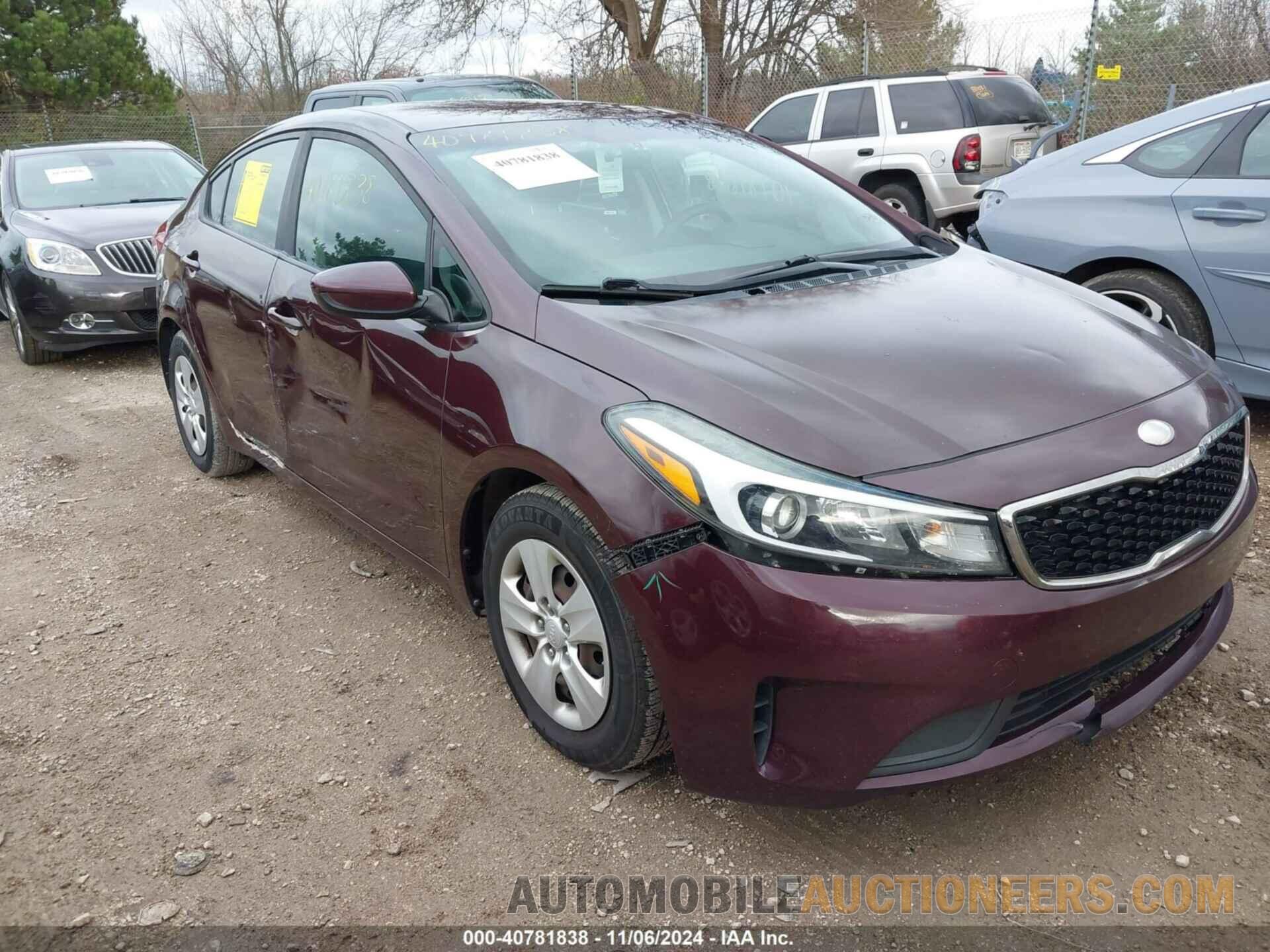 3KPFL4A75HE081374 KIA FORTE 2017