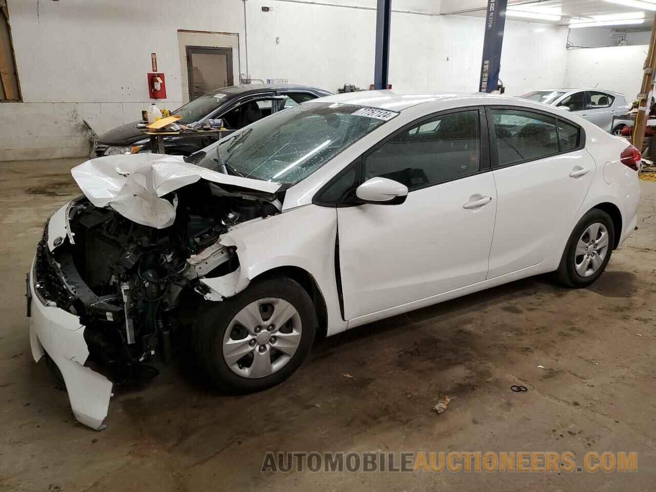 3KPFL4A75HE082329 KIA FORTE 2017