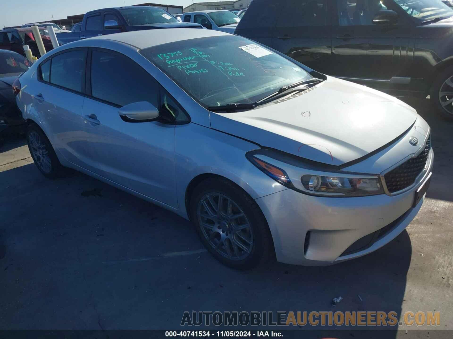 3KPFL4A75HE153433 KIA FORTE 2017