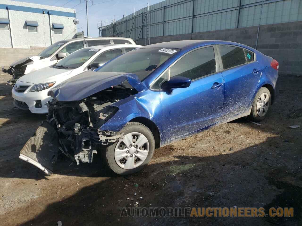 3KPFL4A75JE164972 KIA FORTE 2018