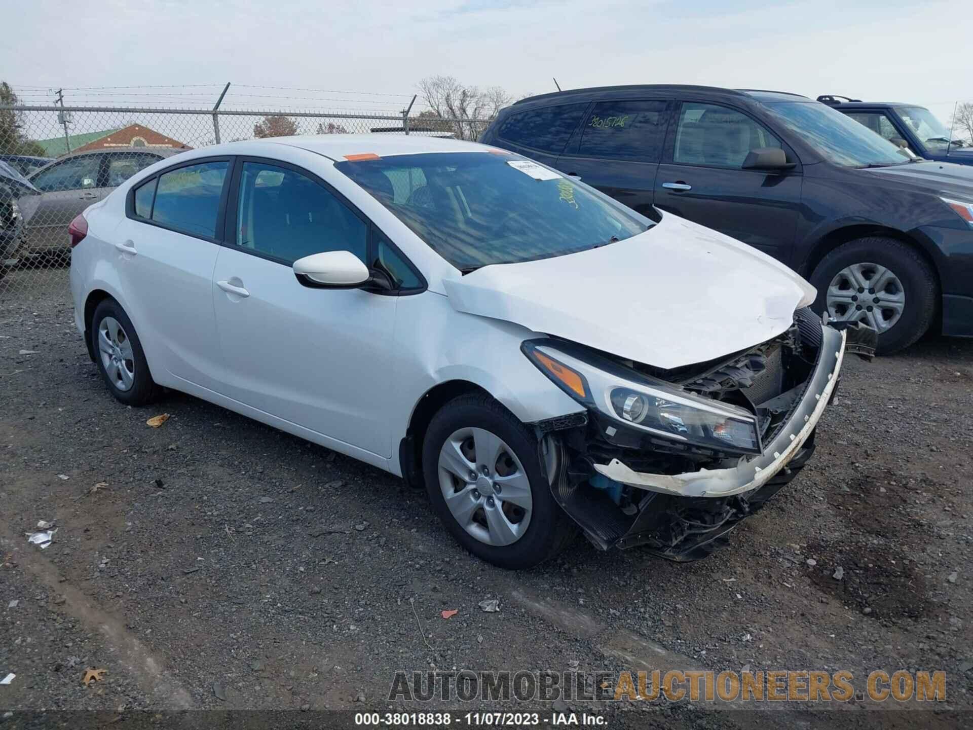 3KPFL4A75JE166205 KIA FORTE 2018