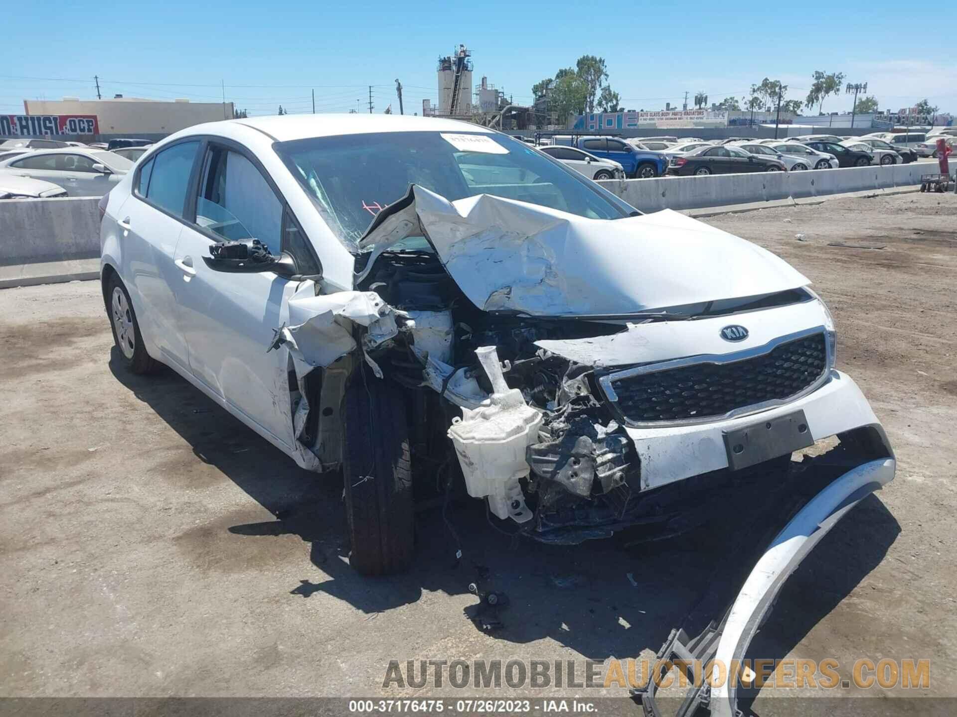 3KPFL4A75JE182551 KIA FORTE 2018