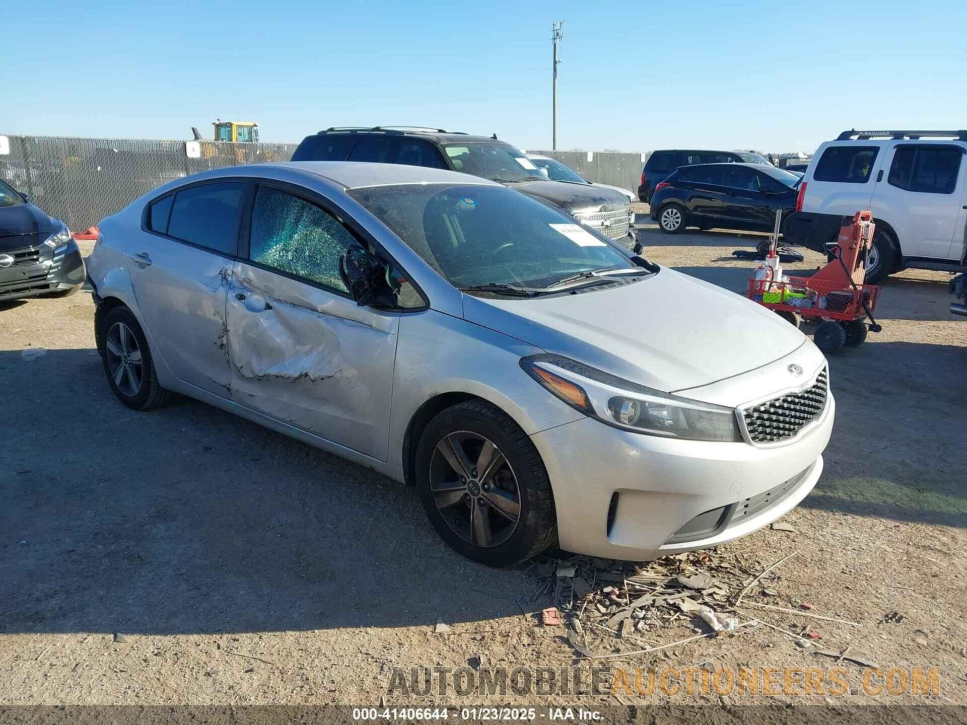 3KPFL4A75JE214530 KIA FORTE 2018