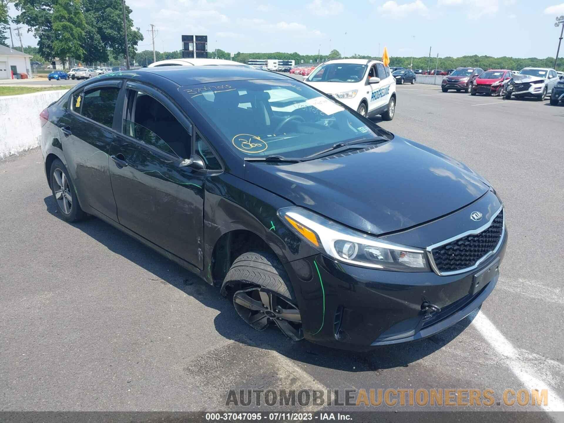 3KPFL4A75JE239265 KIA FORTE 2018