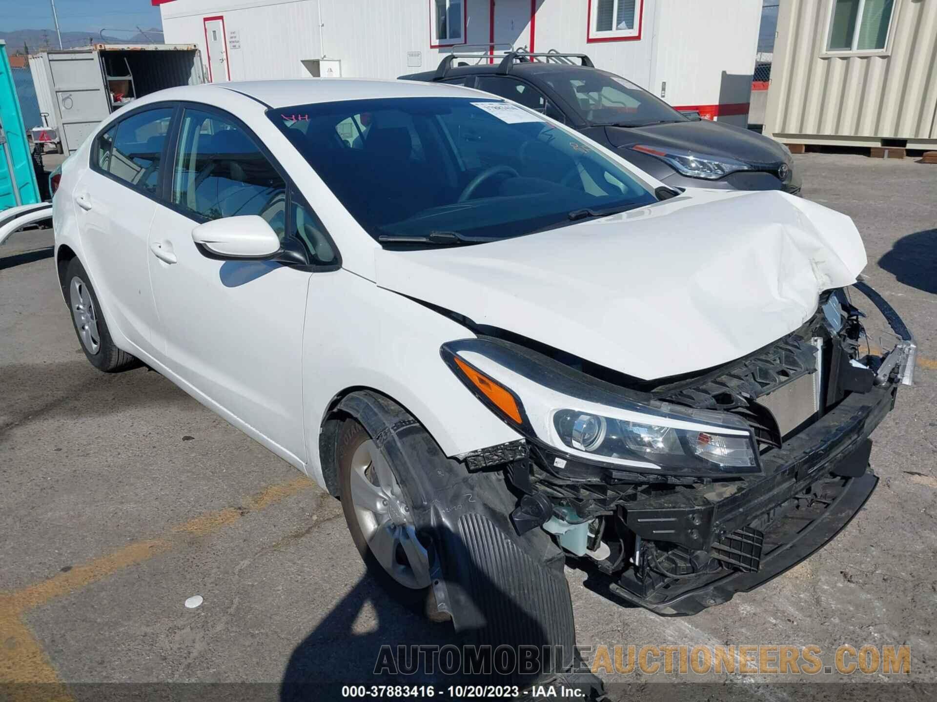 3KPFL4A75JE247172 KIA FORTE 2018