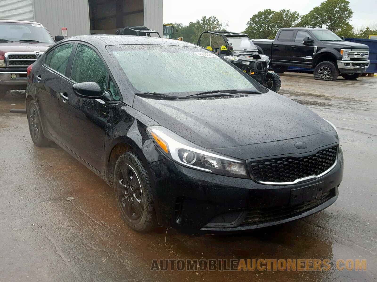 3KPFL4A75JE247656 KIA FORTE 2018