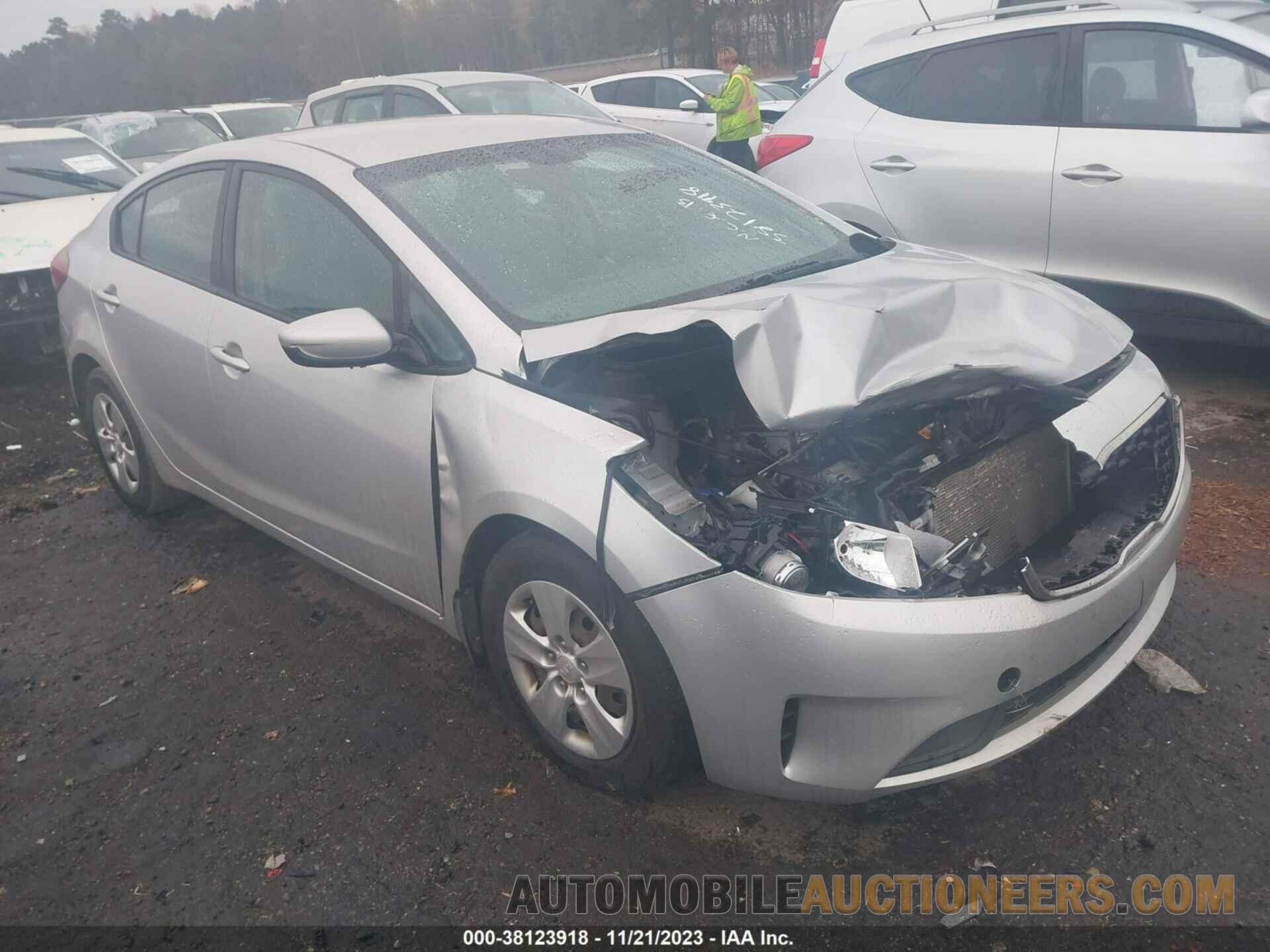 3KPFL4A75JE248600 KIA FORTE 2018