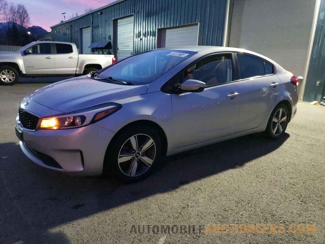 3KPFL4A75JE255756 KIA FORTE 2018