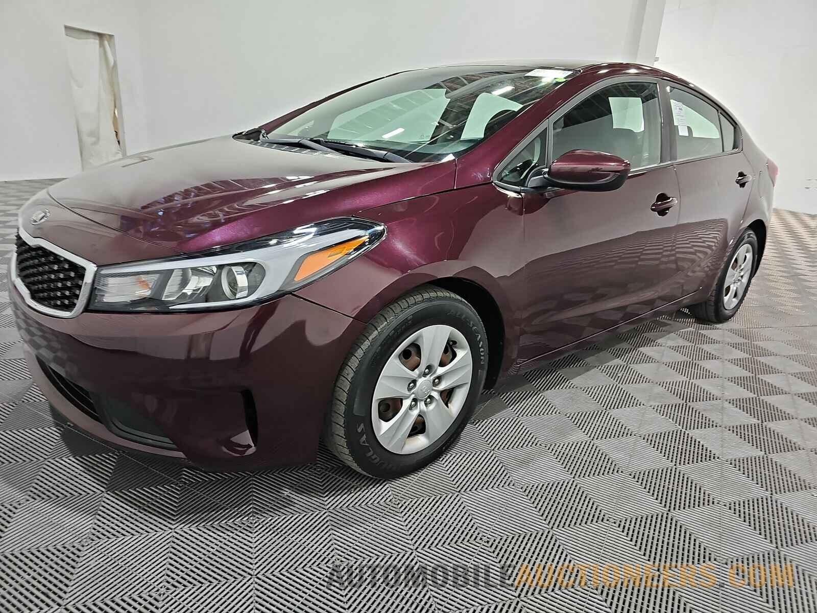 3KPFL4A75JE255904 Kia Forte LX 2018