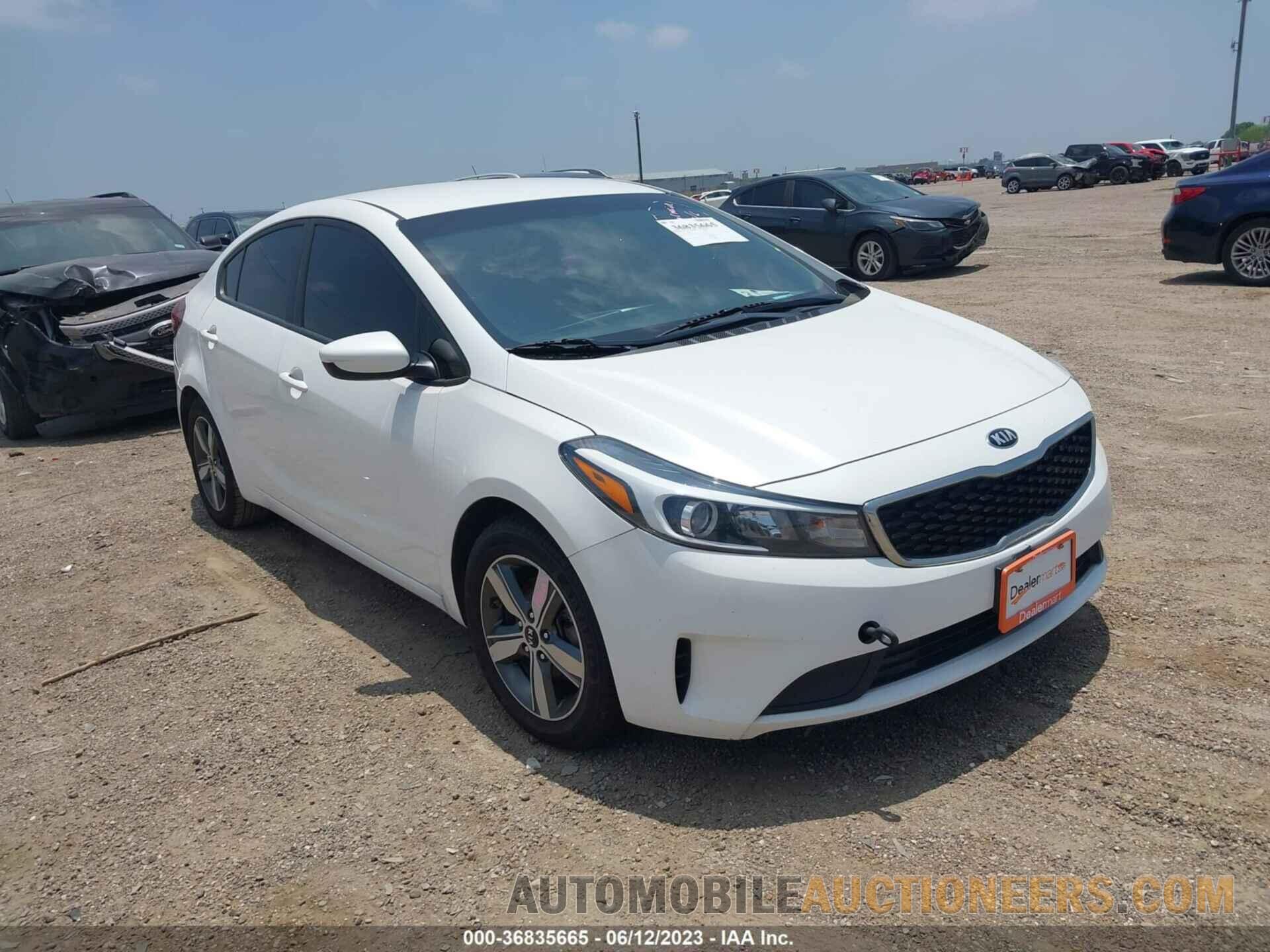 3KPFL4A75JE256325 KIA FORTE 2018