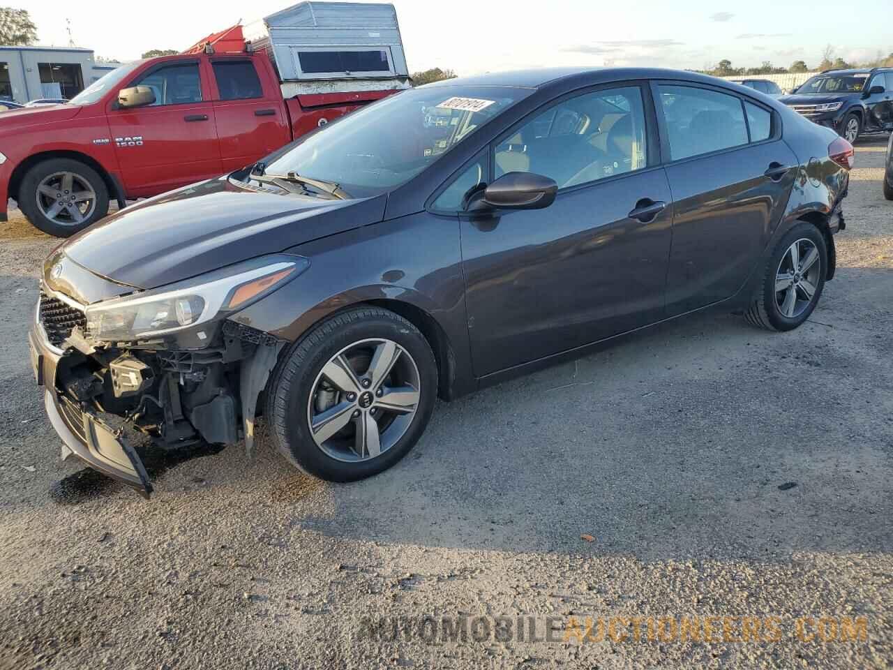 3KPFL4A76JE171817 KIA FORTE 2018