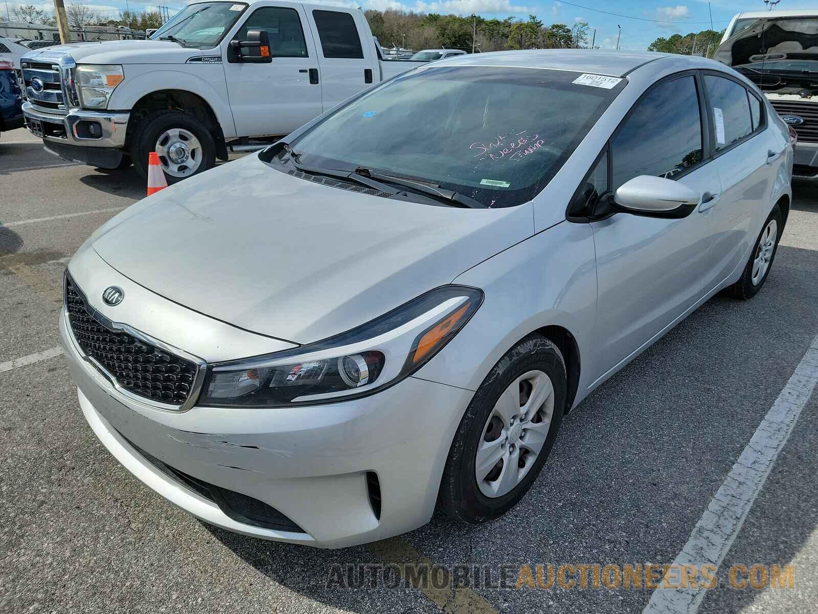 3KPFL4A76JE193929 Kia Forte LX 2018