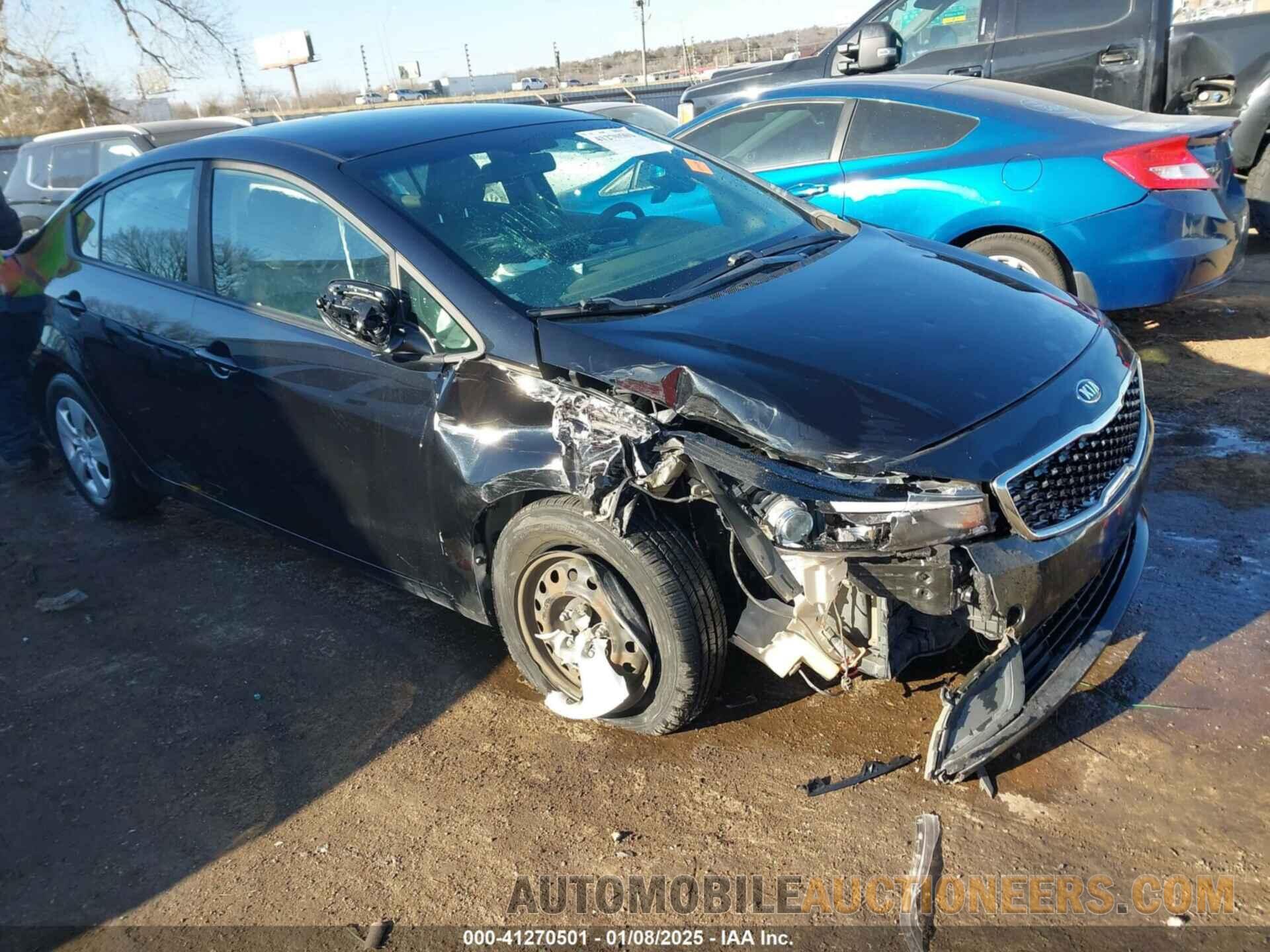 3KPFL4A76JE199732 KIA FORTE 2018