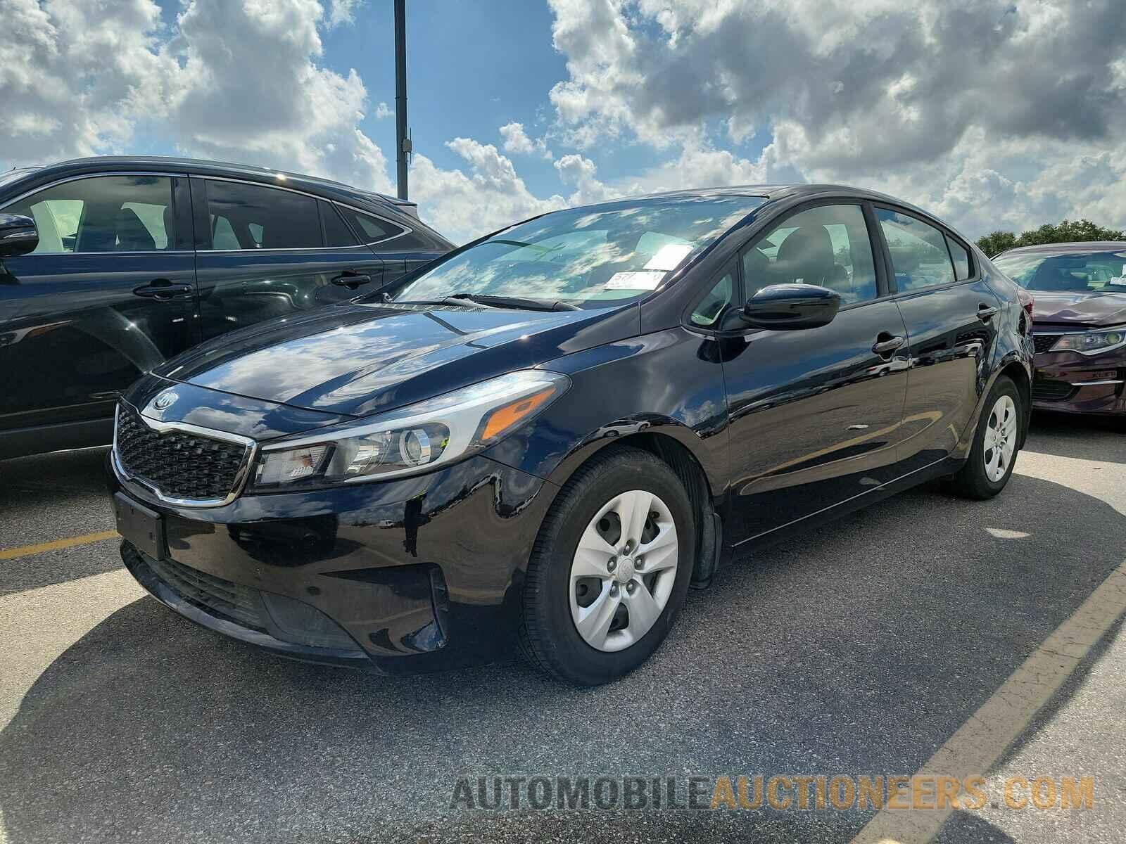 3KPFL4A76JE255488 Kia Forte LX 2018