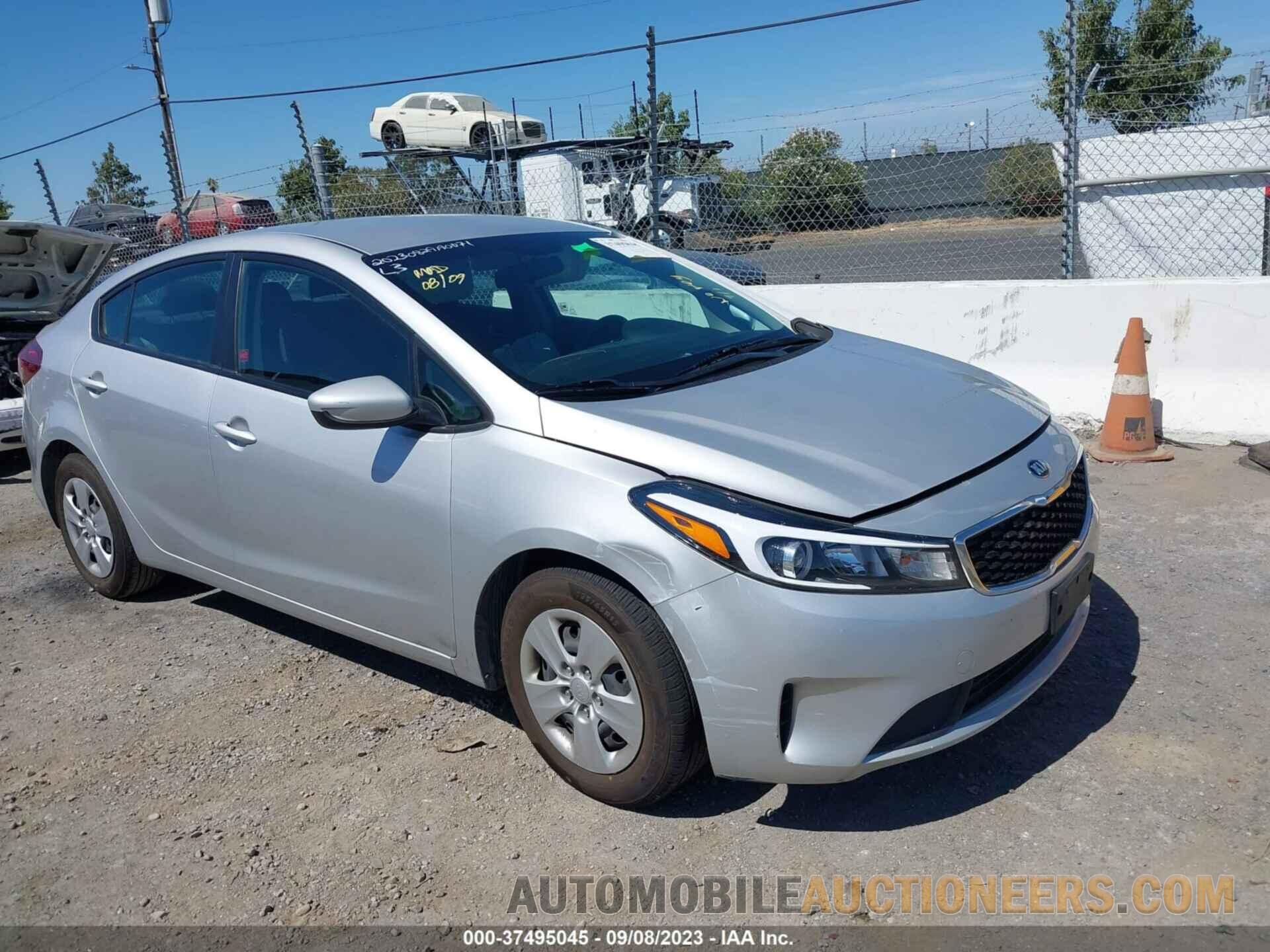 3KPFL4A76JE268435 KIA FORTE 2018