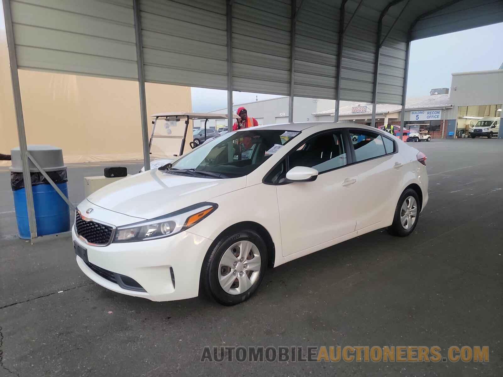 3KPFL4A77HE064396 Kia Forte LX 2017